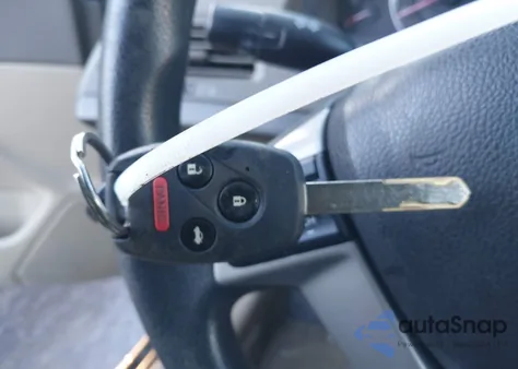 2008 Honda Accord 2.4 Lx-P z USA, uszkodzony, nr VIN 1HGCP264X8A144984